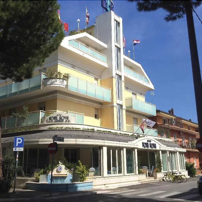 Hotel Royal ミザーノ・アドリアーティコ