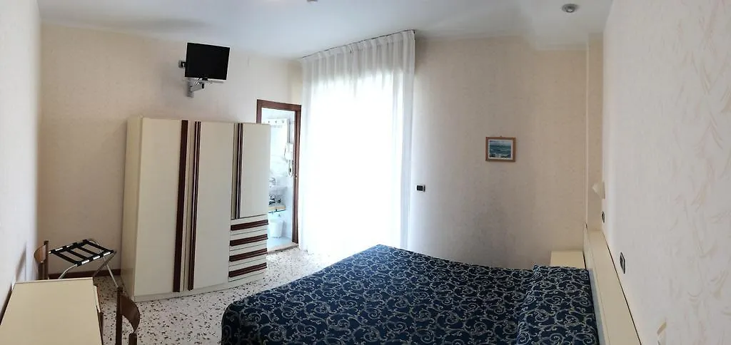 ***  Hotel Royal ミザーノ・アドリアーティコ イタリア
