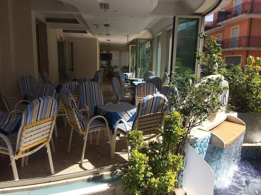 Hotel Royal Мизано-Адриатико